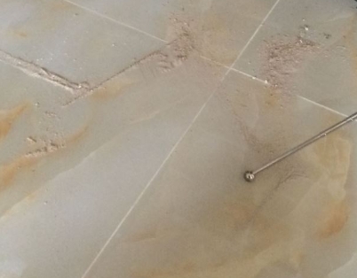 周口市瓷砖空鼓维修公司分享粘合剂选择不当在瓷砖铺贴过程中可能导致以下问题